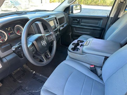 Used 2018 RAM 1500 Express w/ Black Ram 1500 Express Group image 15