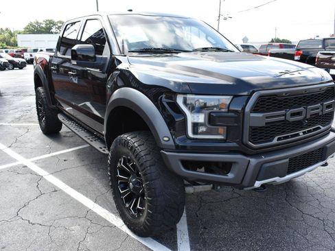 Used 2018 Ford F150 Raptor w/ Equipment Group 802A Luxury AWD/4WD image 4