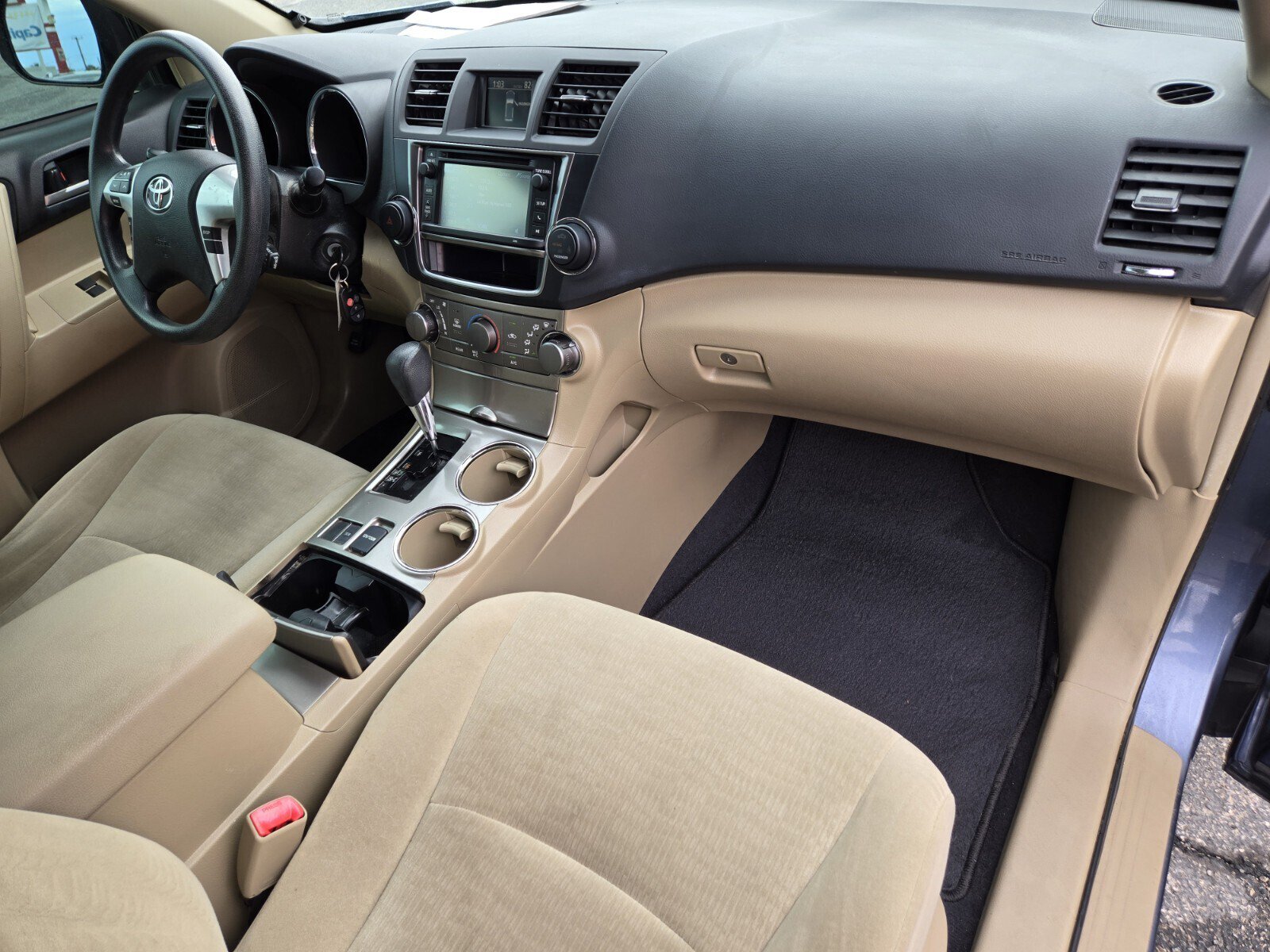 Used 2013 Toyota Highlander Plus FWD image 14