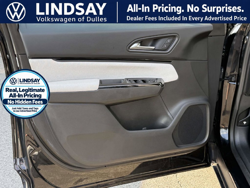 Used 2024 Honda Prologue EX image 9