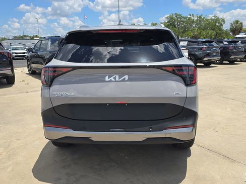 New 2026 Kia Sportage EX AWD/4WD image 7