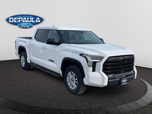 Used 2023 Toyota Tundra SR5 w/ SR5 Premium Package image 9