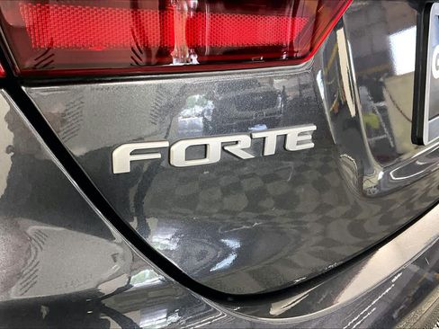Used 2023 Kia Forte GT-Line w/ GT-Line Premium Package FWD image 30
