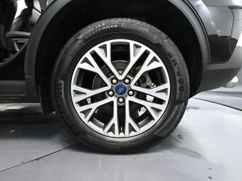 Used 2021 Ford Escape SEL image 13