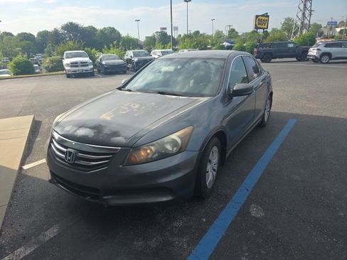 Used 2011 Honda Accord LX image 2