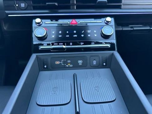 New 2025 Hyundai Santa Fe Calligraphy image 15