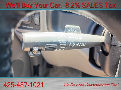 Used 1999 GMC Suburban 2500 AWD/4WD image 17