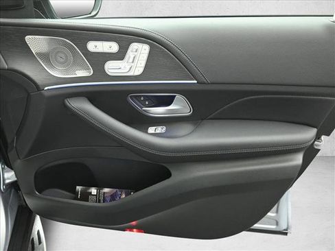 New 2026 Mercedes-Benz GLS 450 4MATIC image 30