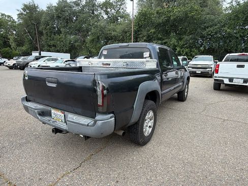 Used 2008 Toyota Tacoma PreRunner RWD image 5