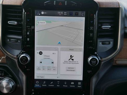 Used 2023 RAM 1500 Limited w/ Body-Colour Bumper Group image 17