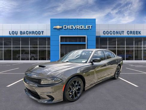 Used 2023 Dodge Charger R/T w/ Blacktop Package RWD image 4