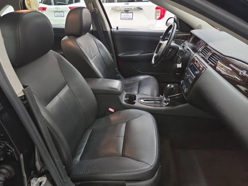 Used 2012 Chevrolet Impala LTZ FWD image 9