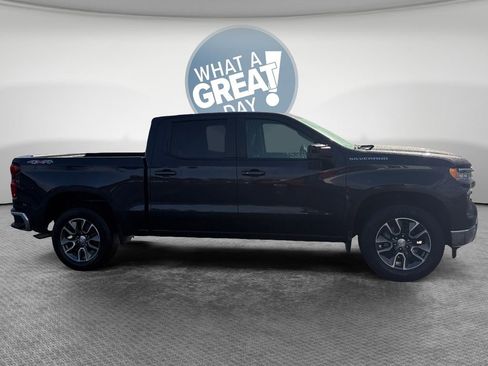 Certified 2023 Chevrolet Silverado 1500 LT image 2