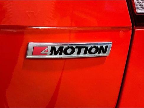 Used 2019 Volkswagen Tiguan SEL AWD/4WD image 17