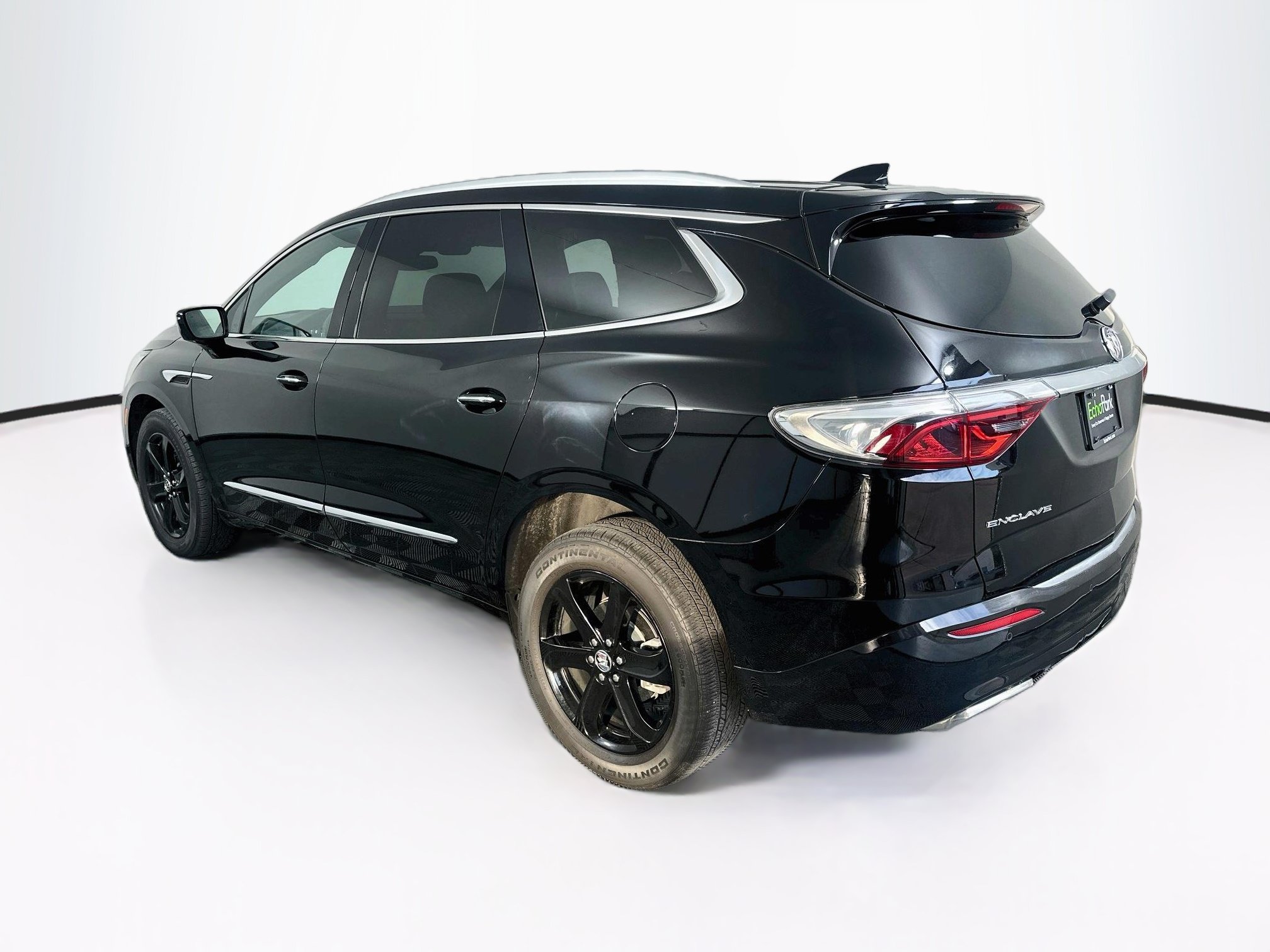 Used 2023 Buick Enclave Essence w/ Experience Buick Package FWD image 5