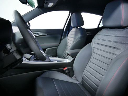 Used 2024 Dodge Hornet GT w/ GT Blacktop Package image 34