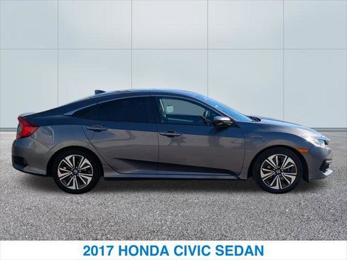 Certified 2017 Honda Civic EX-T image 6