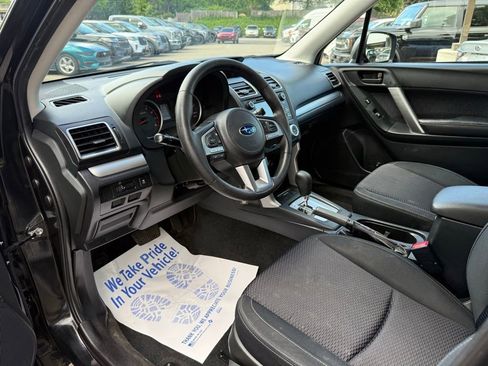 Used 2018 Subaru Forester 2.5i w/ Alloy Wheel Package AWD/4WD image 19