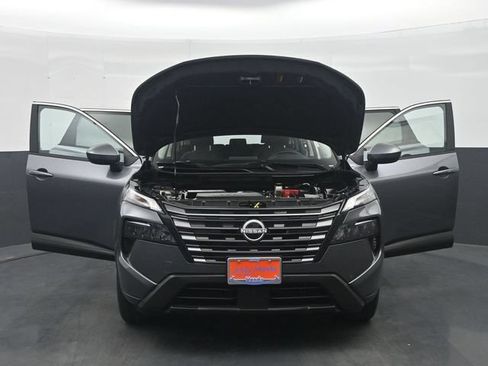 Used 2026 Nissan Rogue SV FWD image 35