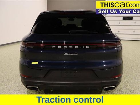Used 2024 Porsche Cayenne image 6