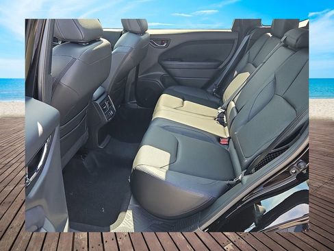 Used 2025 Subaru Forester Limited w/ Popular Package AWD/4WD image 6