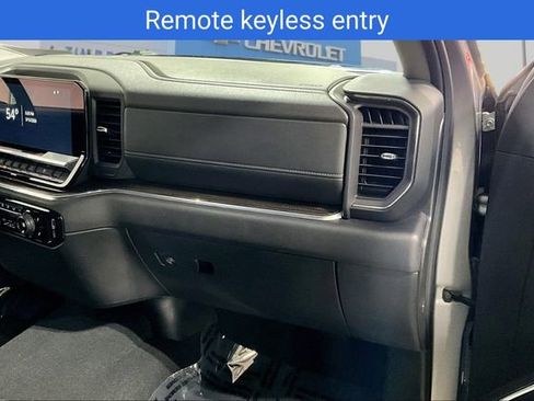 Certified 2025 Chevrolet Silverado 1500 LT image 26