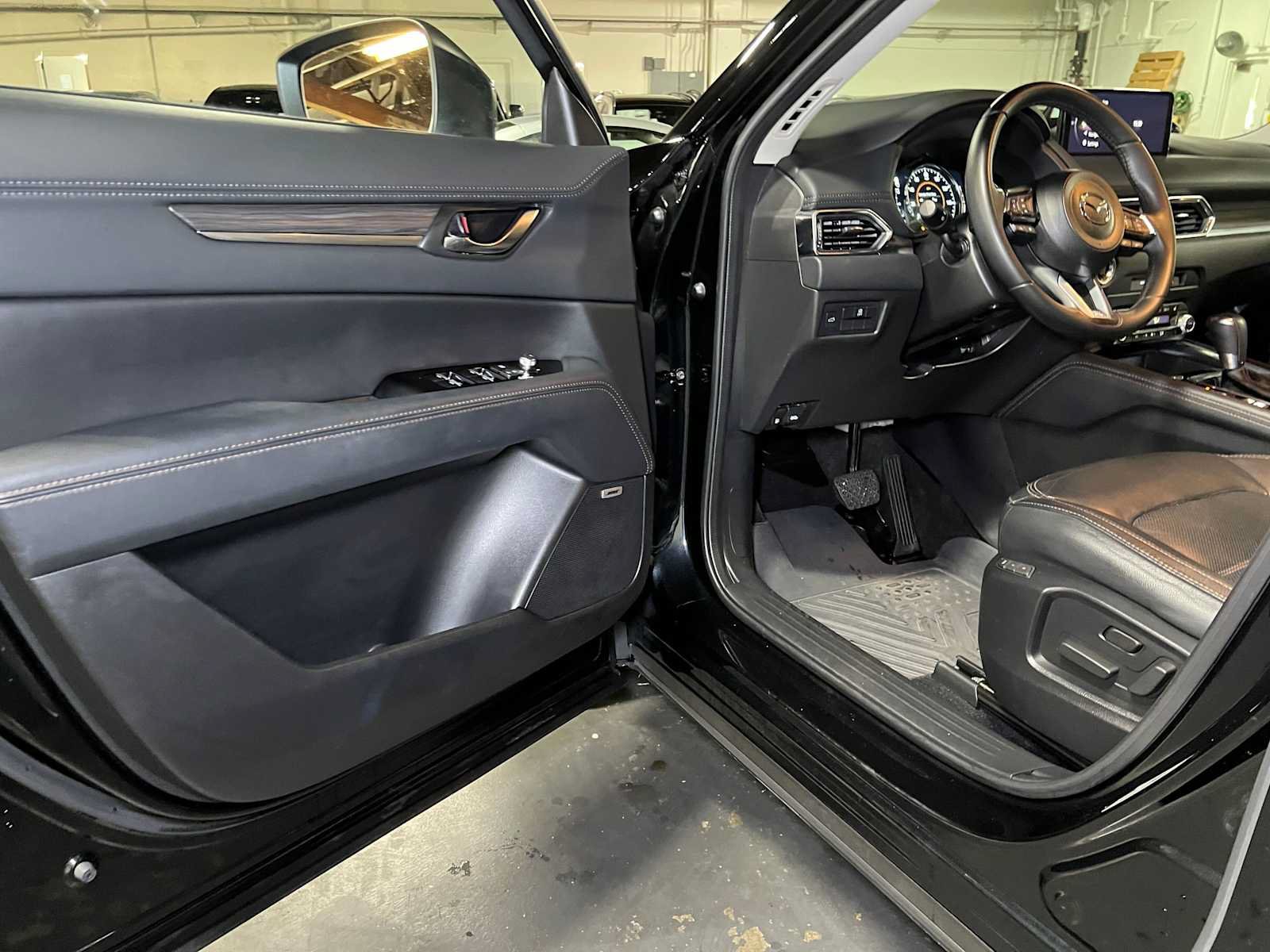 Used 2023 MAZDA CX-5 AWD 2.5 S w/ Premium Package image 22