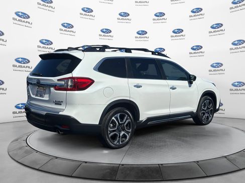 Used 2024 Subaru Ascent Touring AWD/4WD image 5