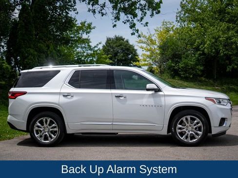 Used 2021 Chevrolet Traverse High Country FWD image 4