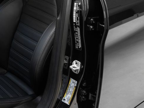 Used 2024 Alfa Romeo Giulia Quadrifoglio w/ Active Assist Plus Package image 17