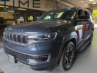 Used 2023 Jeep Wagoneer Series III w/ Preferred Equipment Group