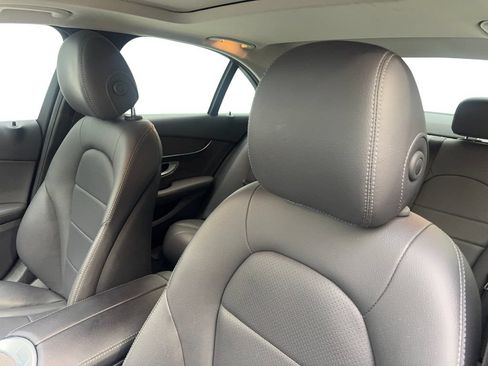 Used 2019 Mercedes-Benz C 300 Sedan image 26