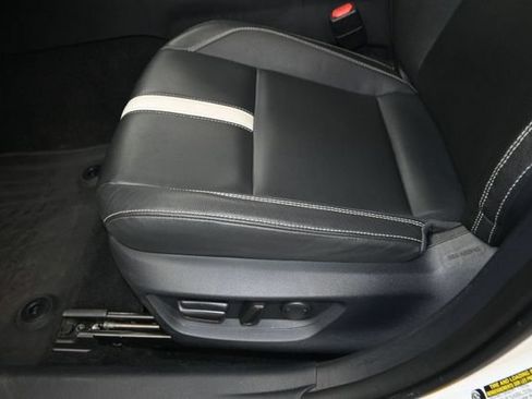 Used 2025 Toyota Camry SE w/ Convenience Package FWD image 10