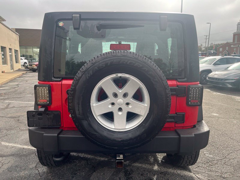 Used 2013 Jeep Wrangler Sport AWD/4WD image 6