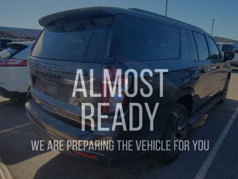 Used 2021 Chevrolet Suburban Z71 w/ Rear Media and Nav Package image 4