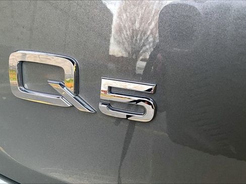 Used 2023 Audi Q5 2.0T Premium Plus w/ Premium Plus Package image 24