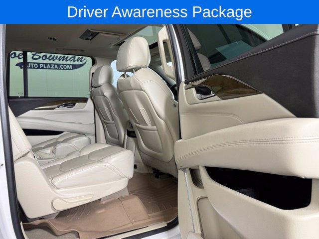 Used 2020 Cadillac Escalade ESV Premium Luxury AWD/4WD image 19