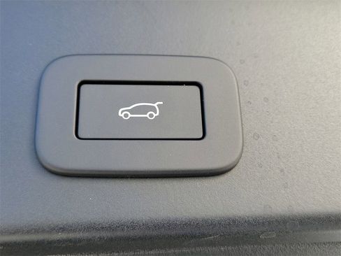 New 2026 Land Rover Range Rover Evoque Dynamic SE image 12