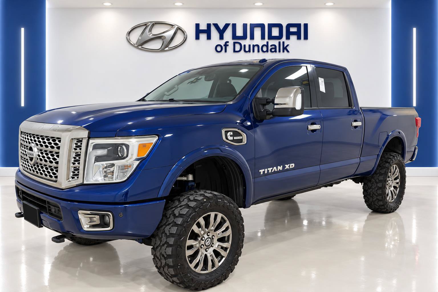 Used 2017 Nissan Titan Platinum Reserve AWD/4WD image 1