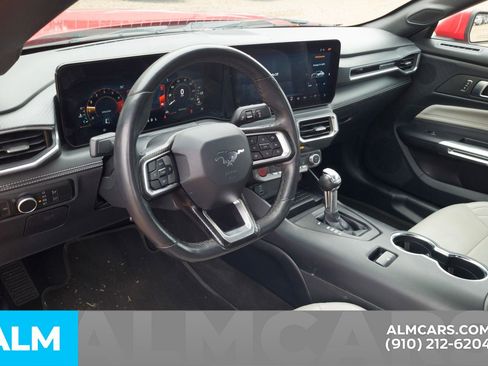 Used 2024 Ford Mustang Premium image 6