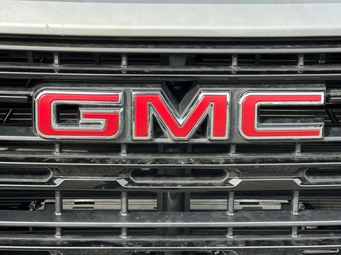 Used 2025 GMC Sierra 1500 Elevation w/ Preferred Package AWD/4WD image 44