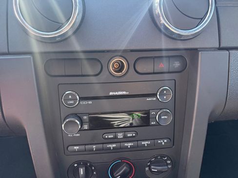 Used 2008 Ford Mustang Deluxe image 26