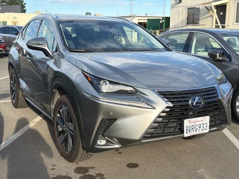Used 2018 Lexus NX 300h AWD w/ Premium Package image 3