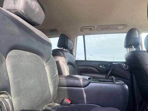 Used 2024 INFINITI QX80 Luxe image 29