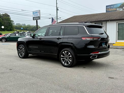 Used 2021 Jeep Grand Cherokee L Overland w/ Luxury Tech Group IV AWD/4WD image 7
