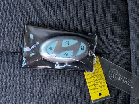 Used 2025 Hyundai Ioniq 5 SE image 35