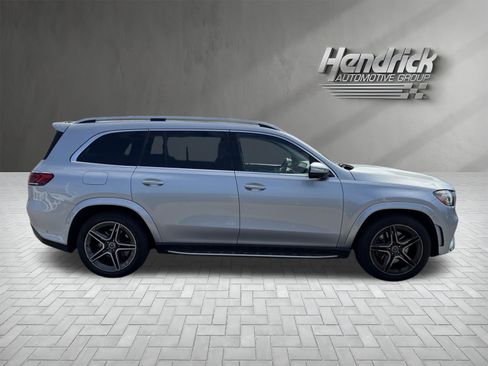 Used 2023 Mercedes-Benz GLS 450 4MATIC image 10