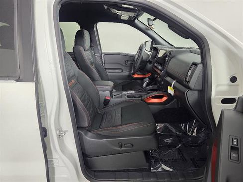 New 2026 Nissan Frontier PRO-4X AWD/4WD image 13