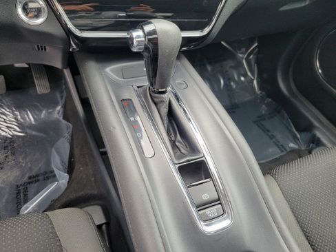 Used 2019 Honda HR-V EX image 29
