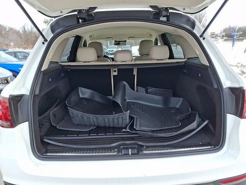 Used 2022 Mercedes-Benz GLC 300 GLC 300 image 30